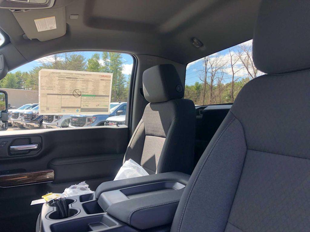 new 2026 GMC Sierra 3500 car, priced at $65,930