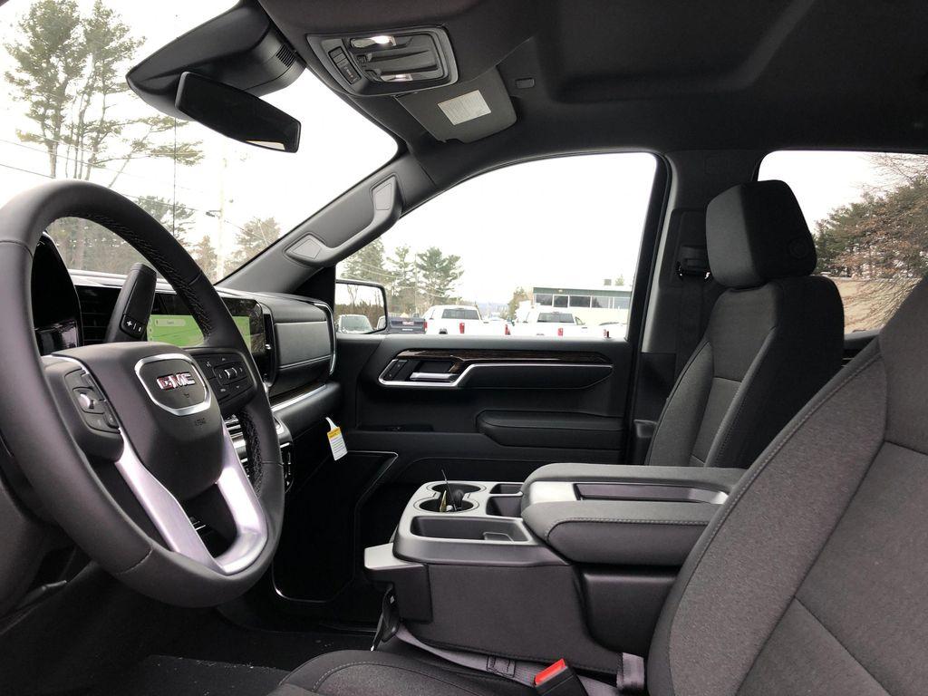 new 2026 GMC Sierra 1500 car, priced at $55,815