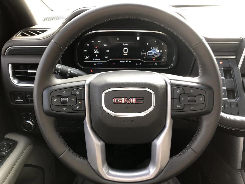 used 2023 GMC Yukon car, priced at $61,999