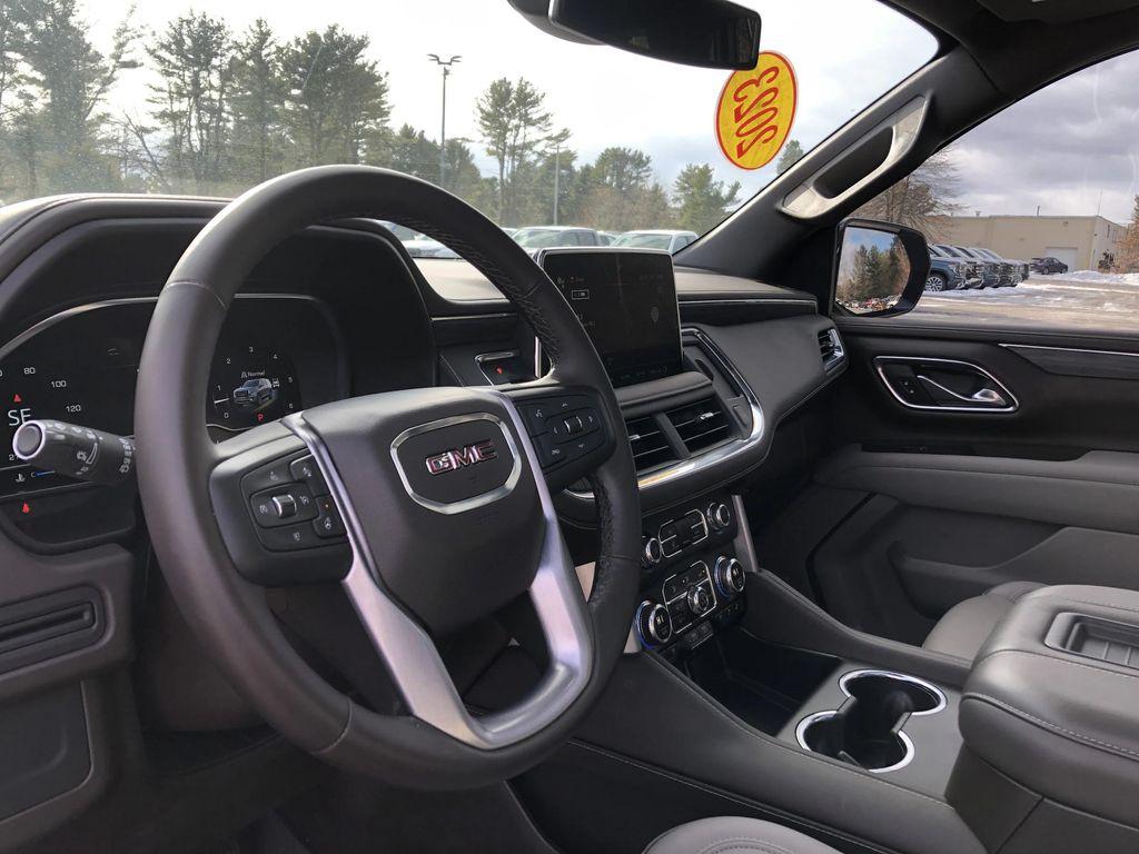 used 2023 GMC Yukon car, priced at $61,999