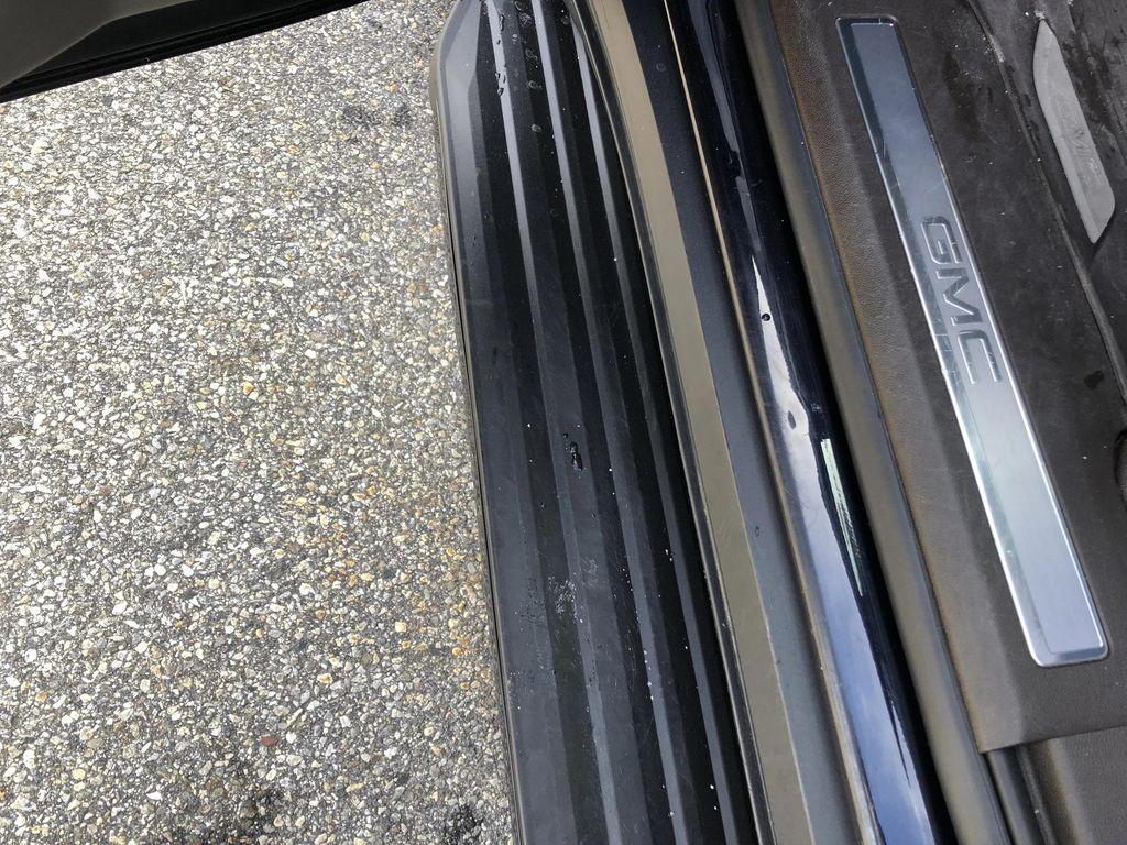 used 2023 GMC Yukon car, priced at $61,999