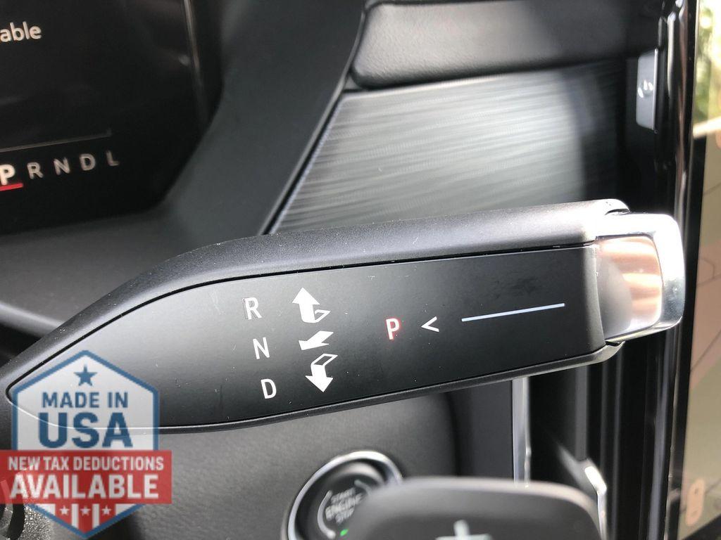 new 2025 GMC Acadia car, priced at $43,845