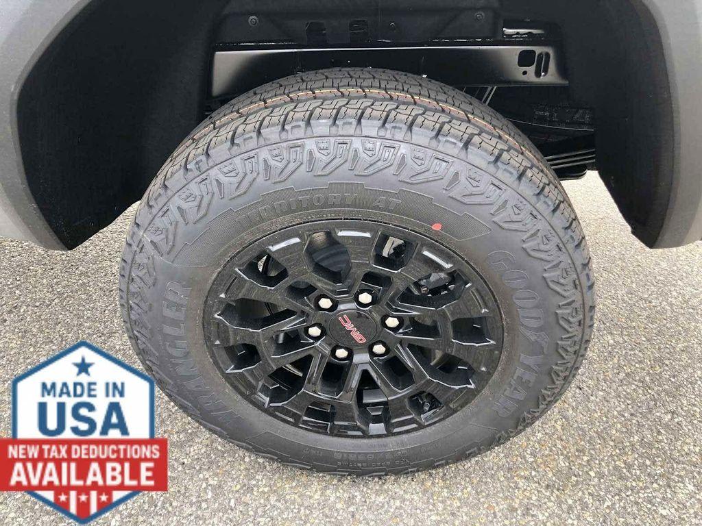 new 2026 GMC Canyon car, priced at $45,473