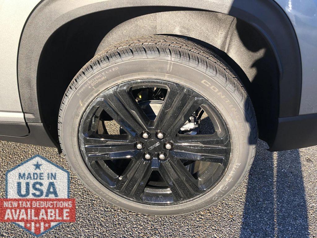 new 2026 GMC Acadia car, priced at $56,120