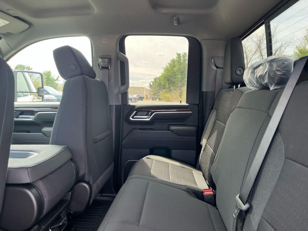 new 2026 GMC Sierra 3500 car, priced at $67,248
