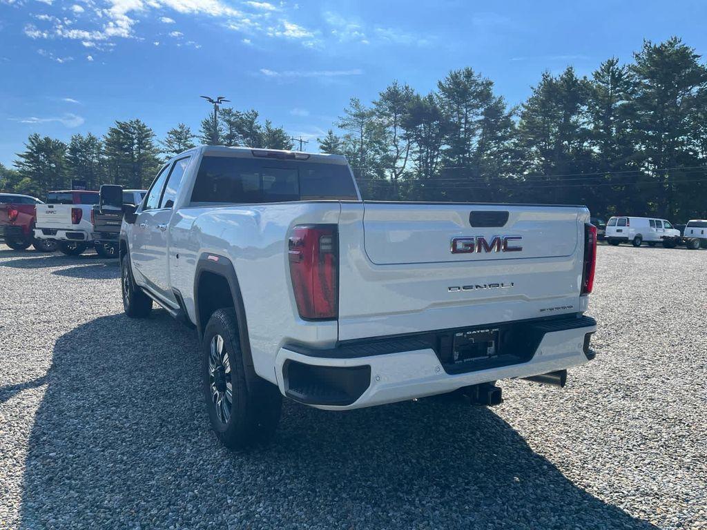 new 2026 GMC Sierra 3500 car, priced at $95,623