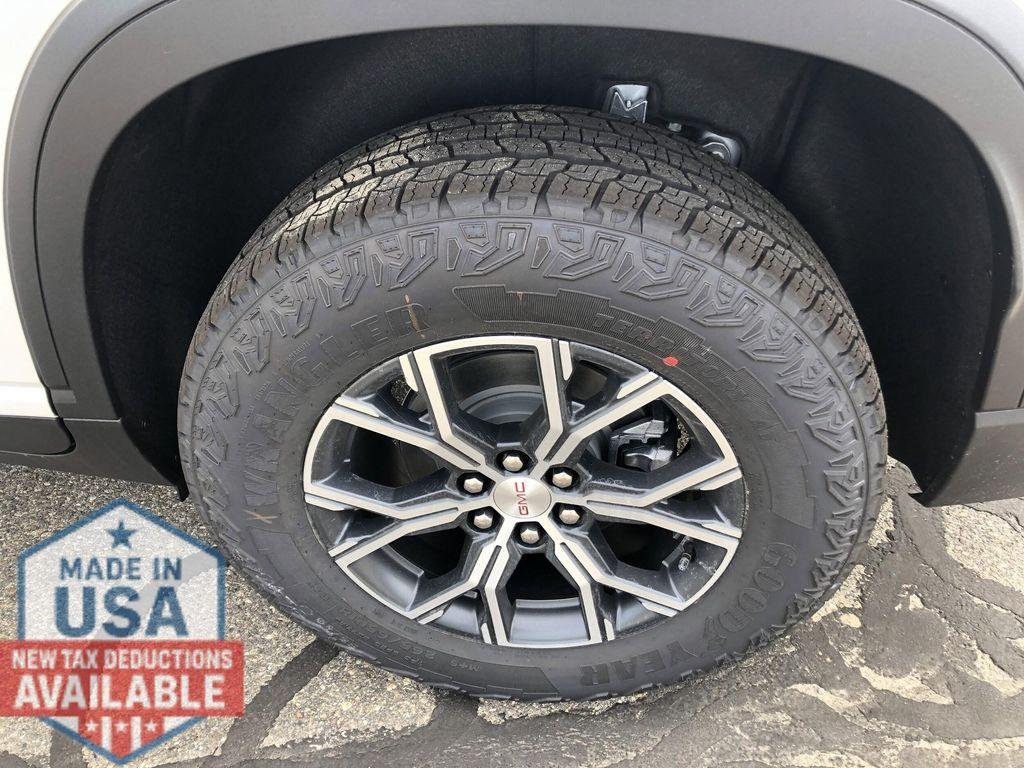 new 2025 GMC Acadia car, priced at $55,480