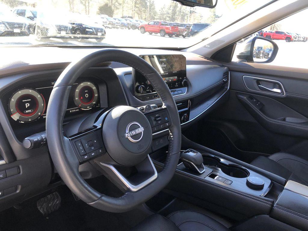 used 2023 Nissan Rogue car, priced at $29,999