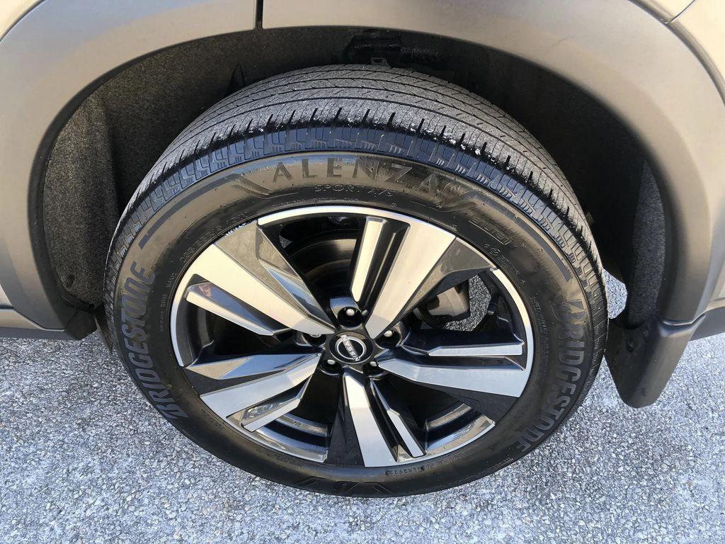 used 2023 Nissan Rogue car, priced at $29,999