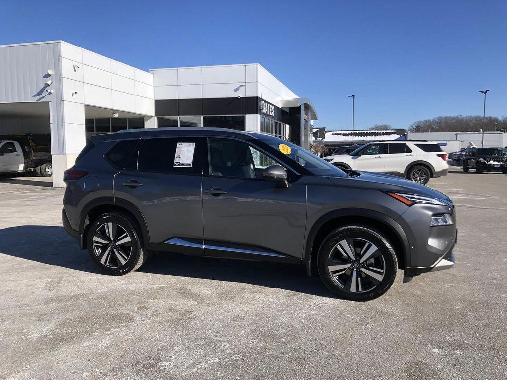 used 2023 Nissan Rogue car, priced at $29,999