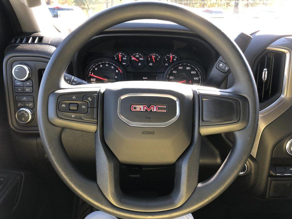 new 2026 GMC Sierra 1500 car, priced at $47,175