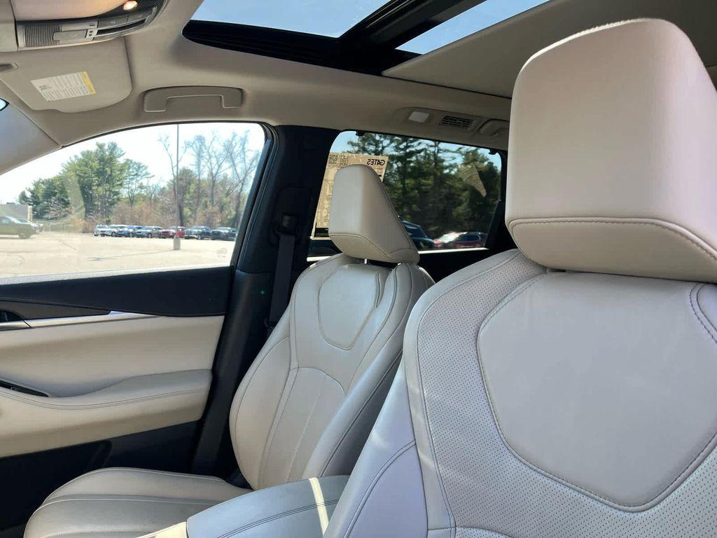 used 2023 INFINITI QX60 car, priced at $39,098