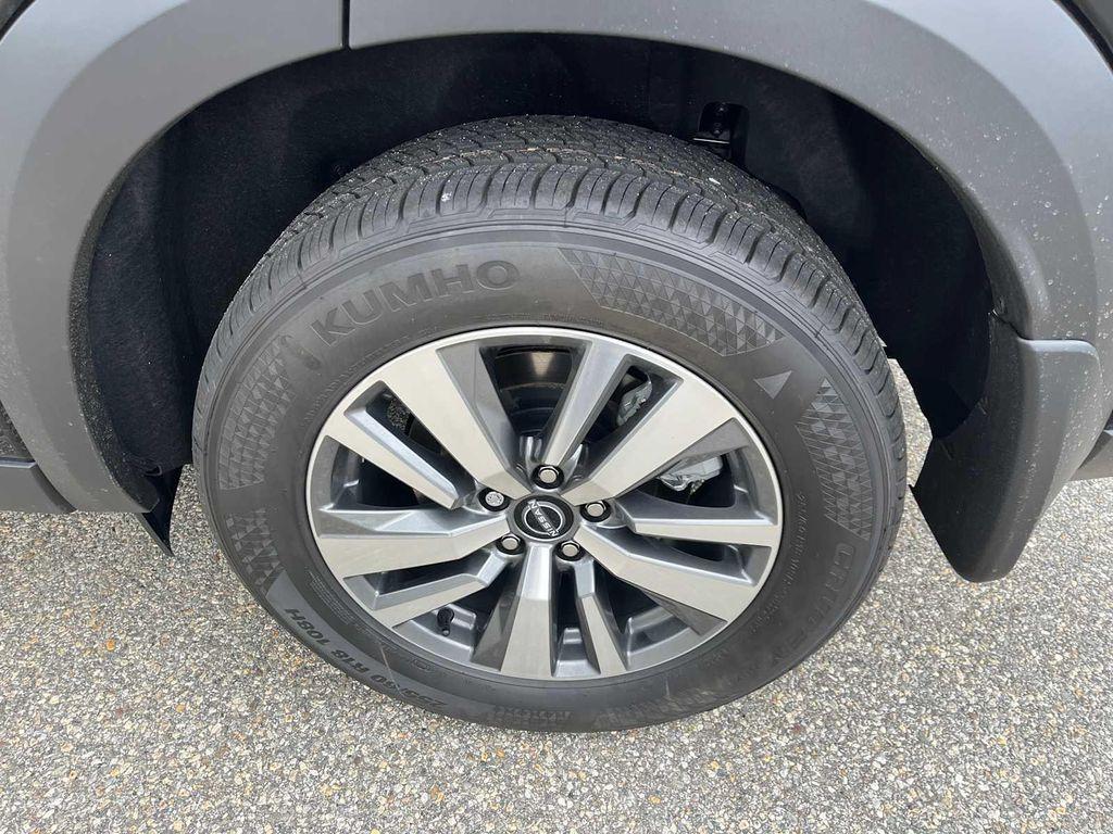 new 2026 Nissan Pathfinder car, priced at $44,258