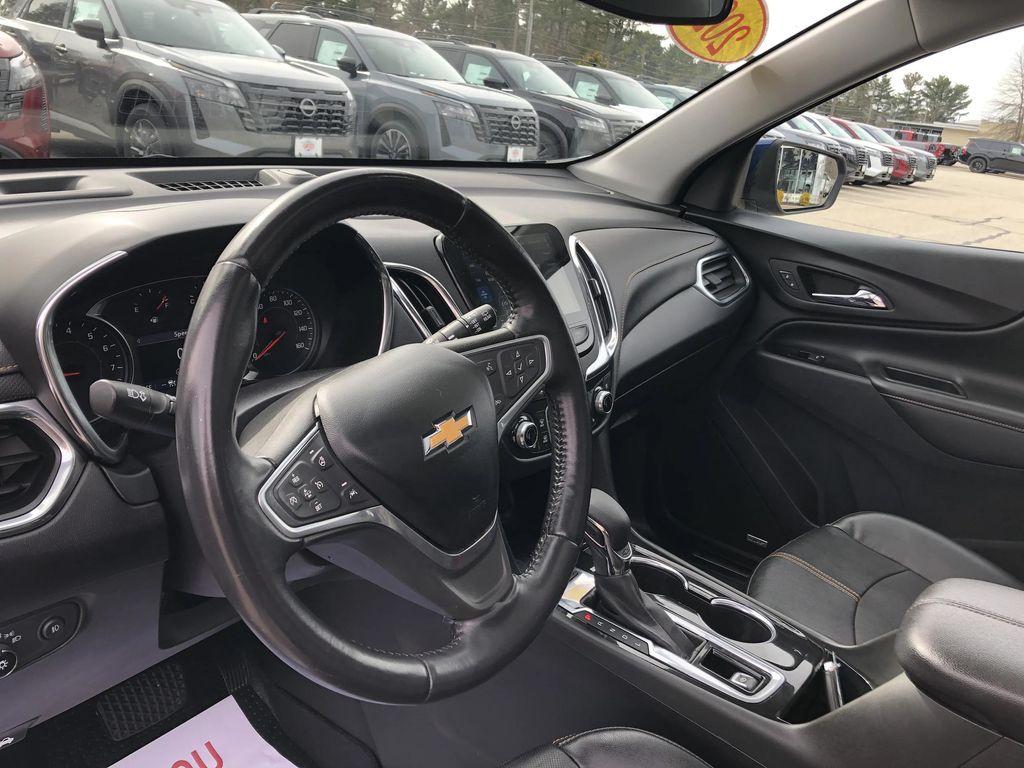 used 2022 Chevrolet Equinox car, priced at $25,507