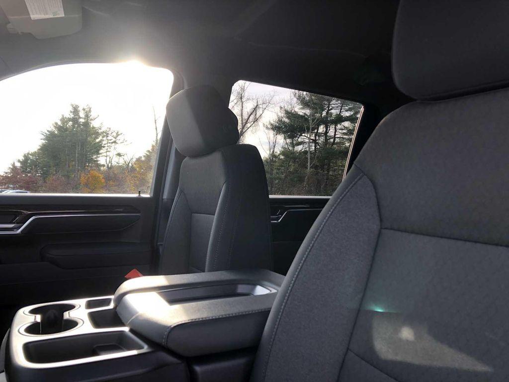 new 2026 GMC Sierra 2500 car, priced at $63,083