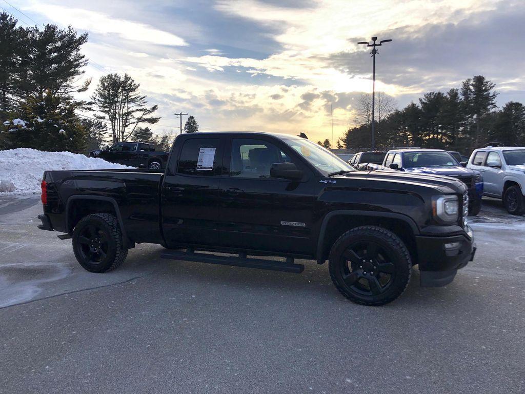 used 2017 GMC Sierra 1500 car, priced at $20,999
