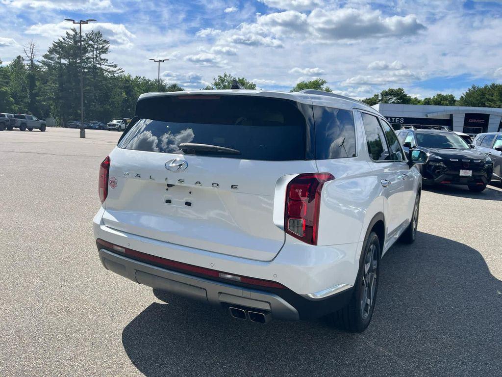 used 2024 Hyundai Palisade car, priced at $37,597