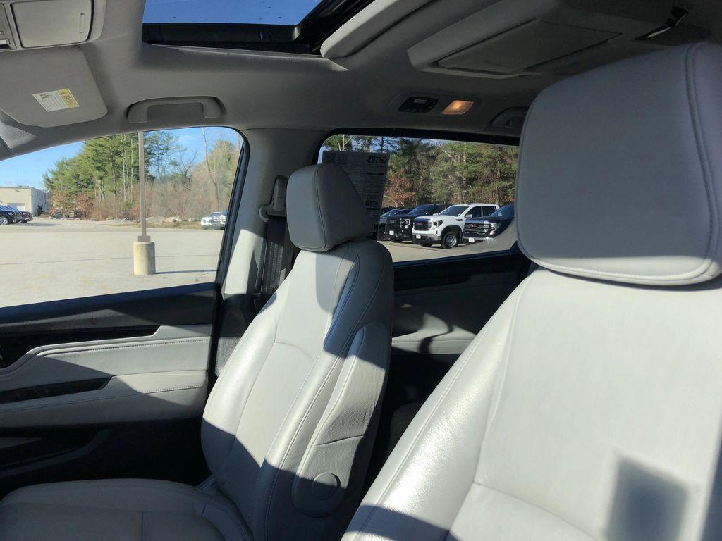 used 2022 Honda Odyssey car, priced at $34,999