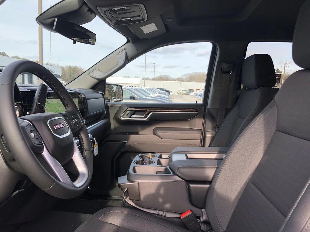 new 2026 GMC Sierra 1500 car, priced at $58,415