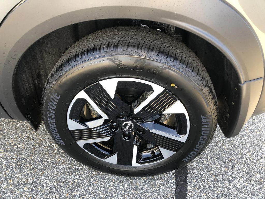 new 2026 Nissan Kicks car, priced at $27,440