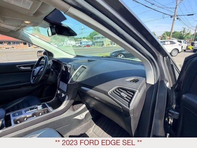 used 2023 Ford Edge car, priced at $19,989
