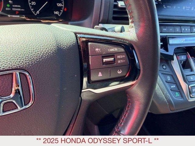 used 2025 Honda Odyssey car, priced at $37,989