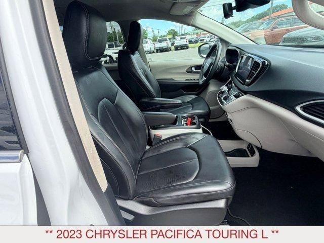 used 2023 Chrysler Pacifica car, priced at $23,955