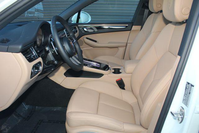 new 2026 Porsche Macan car