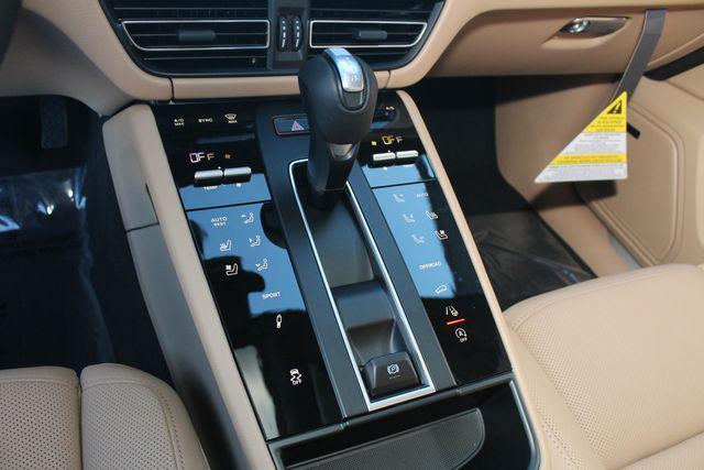 new 2026 Porsche Macan car