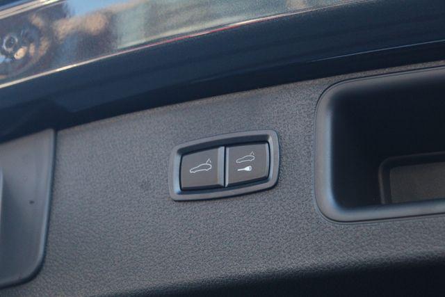 new 2026 Porsche Macan car