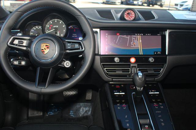 new 2026 Porsche Macan car