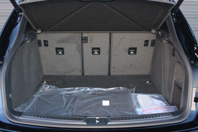 new 2026 Porsche Macan car