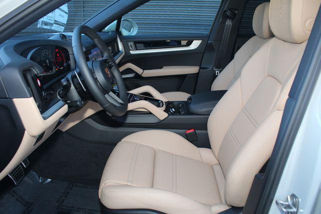 new 2026 Porsche Cayenne car