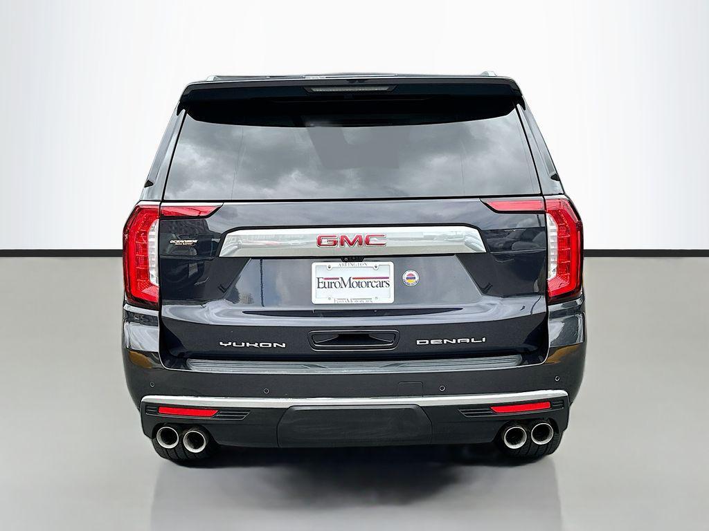 used 2024 GMC Yukon XL car, priced at $77,976