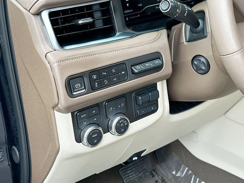 used 2024 GMC Yukon XL car, priced at $77,976