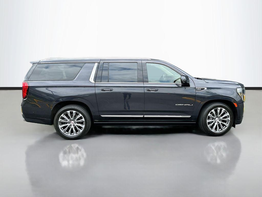 used 2024 GMC Yukon XL car, priced at $77,976