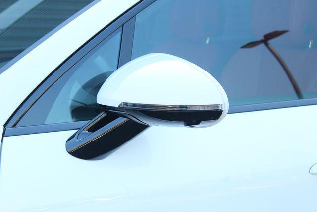 new 2026 Porsche Macan car