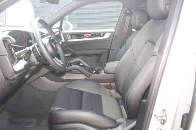 used 2025 Porsche Cayenne car, priced at $86,519