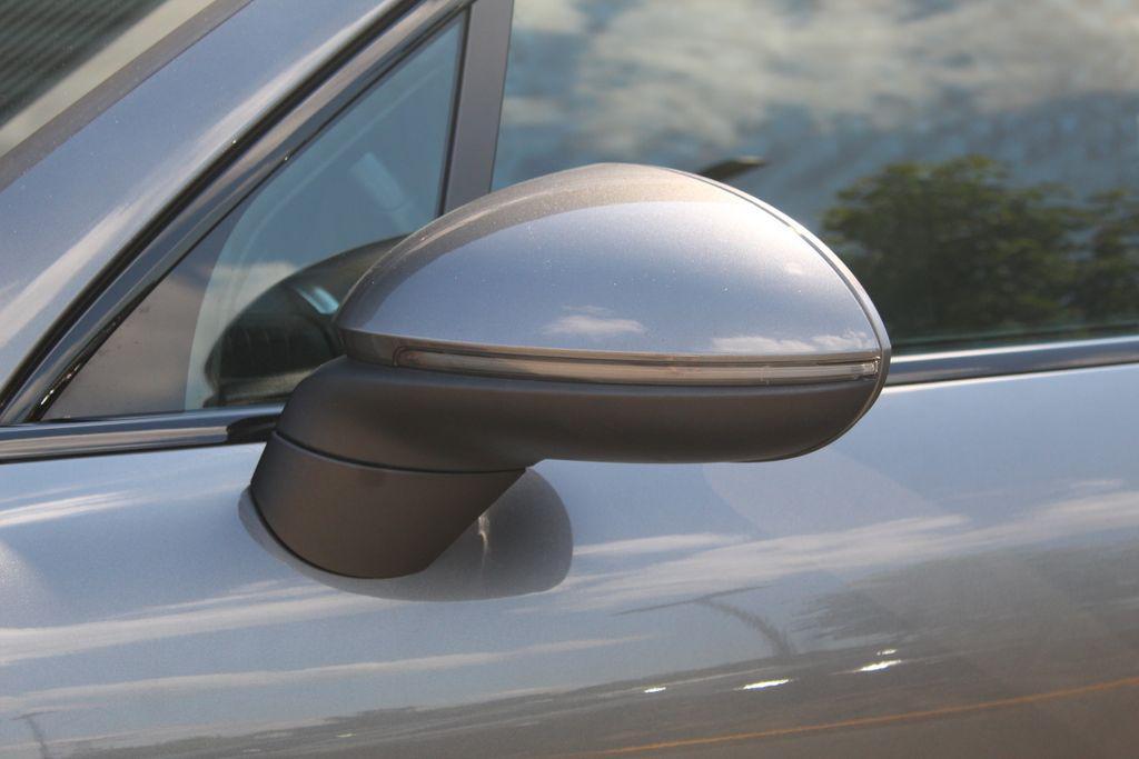 used 2020 Porsche Cayenne car, priced at $30,986