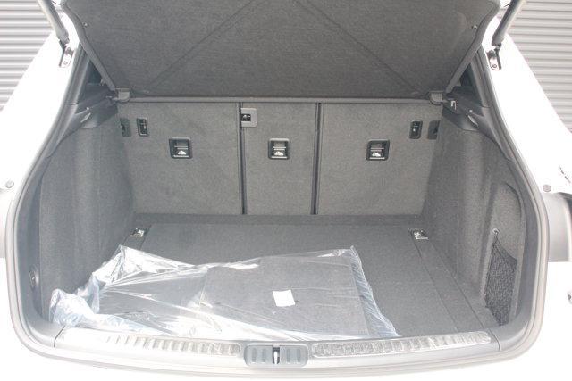 new 2025 Porsche Macan car, priced at $92,405