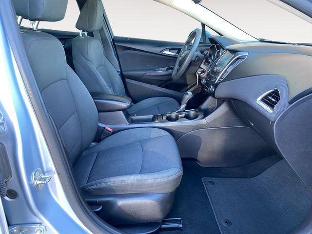 used 2017 Chevrolet Cruze car