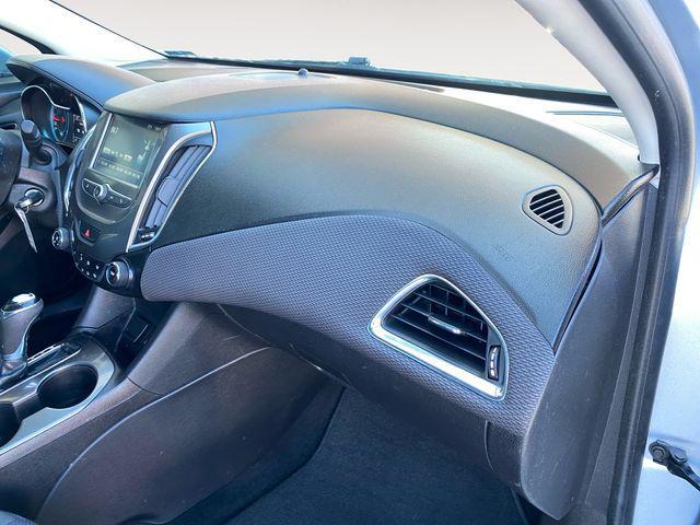 used 2017 Chevrolet Cruze car