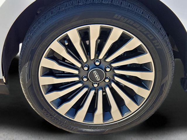 used 2019 Lincoln Navigator car, priced at $34,500