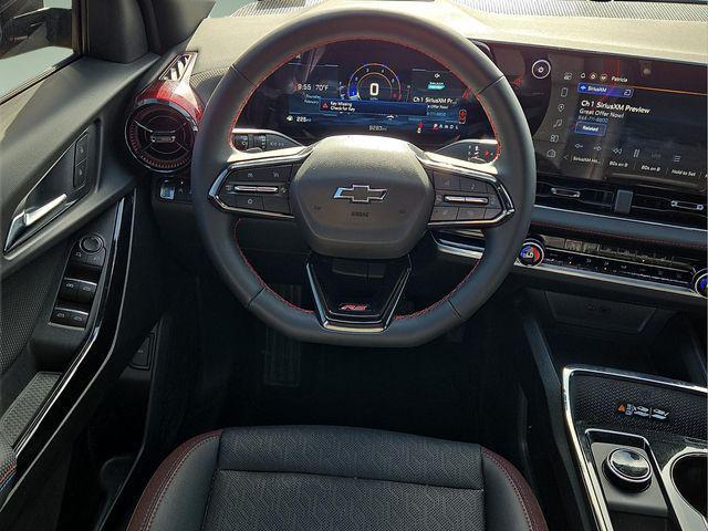 used 2026 Chevrolet Equinox car, priced at $32,000