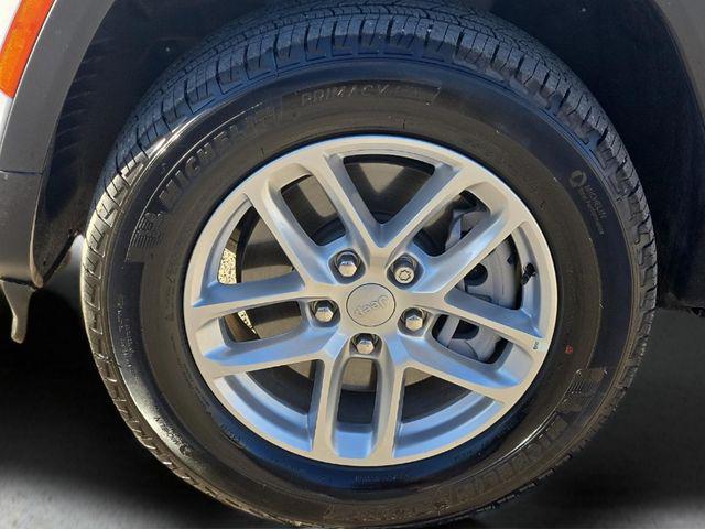 used 2025 Jeep Grand Cherokee L car, priced at $34,500