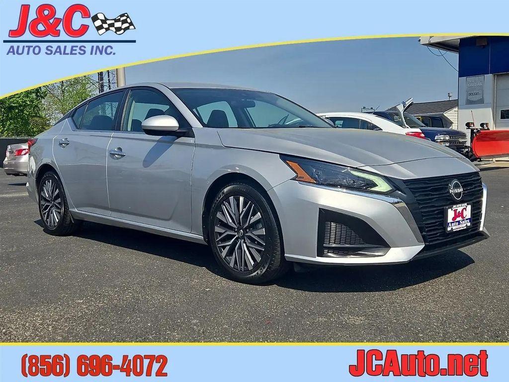 used 2023 Nissan Altima car, priced at $21,900