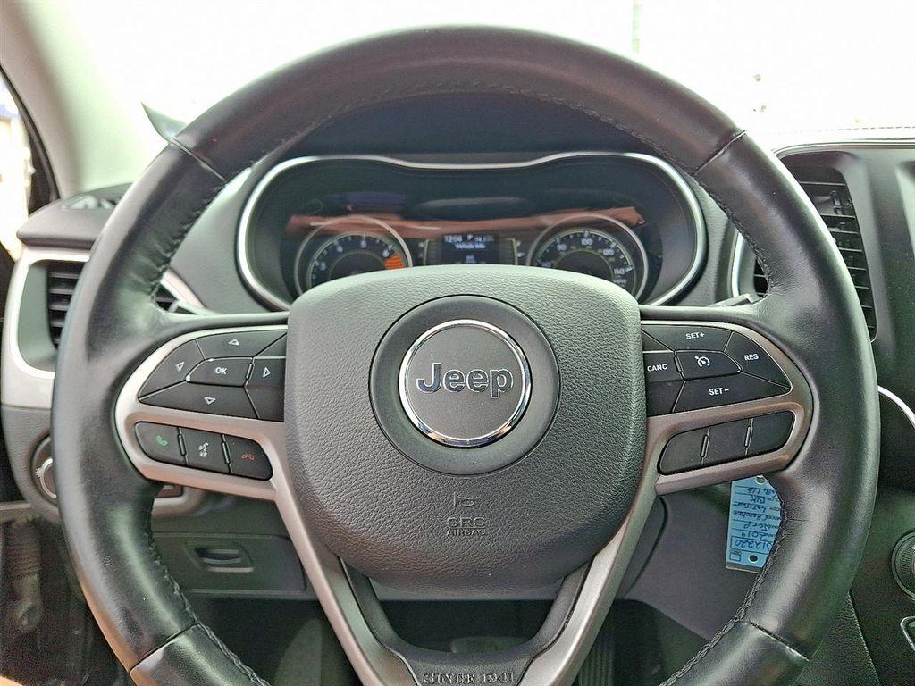 used 2019 Jeep Cherokee car, priced at $15,900