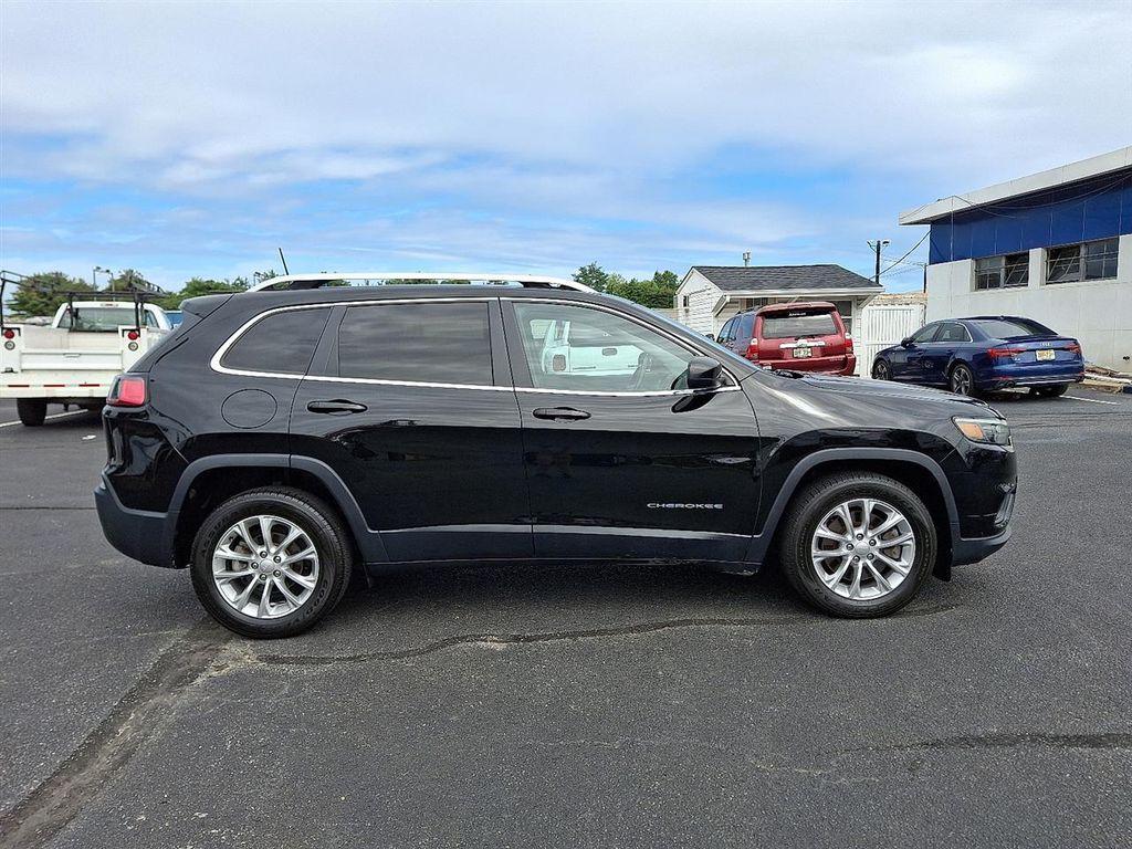 used 2019 Jeep Cherokee car, priced at $15,900