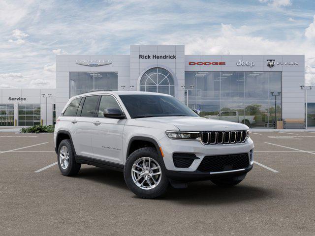 new 2025 Jeep Grand Cherokee car, priced at $36,825