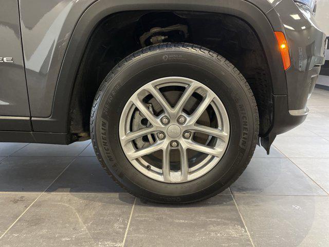 used 2024 Jeep Grand Cherokee L car, priced at $30,939